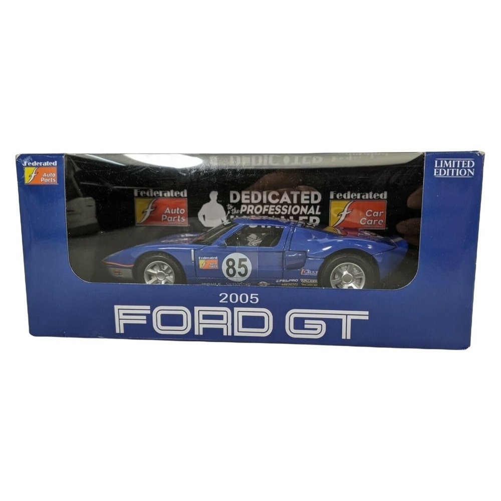 Limited Edition Federated 2005 Diecast Ford GT.  2020 Crown Premiums. NEW IN BOX